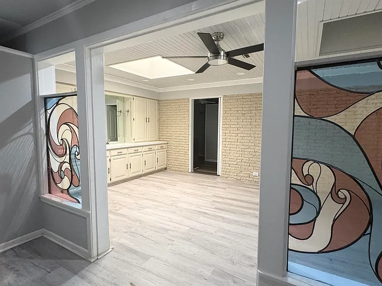 2018 Douglas Dr — Photo 10