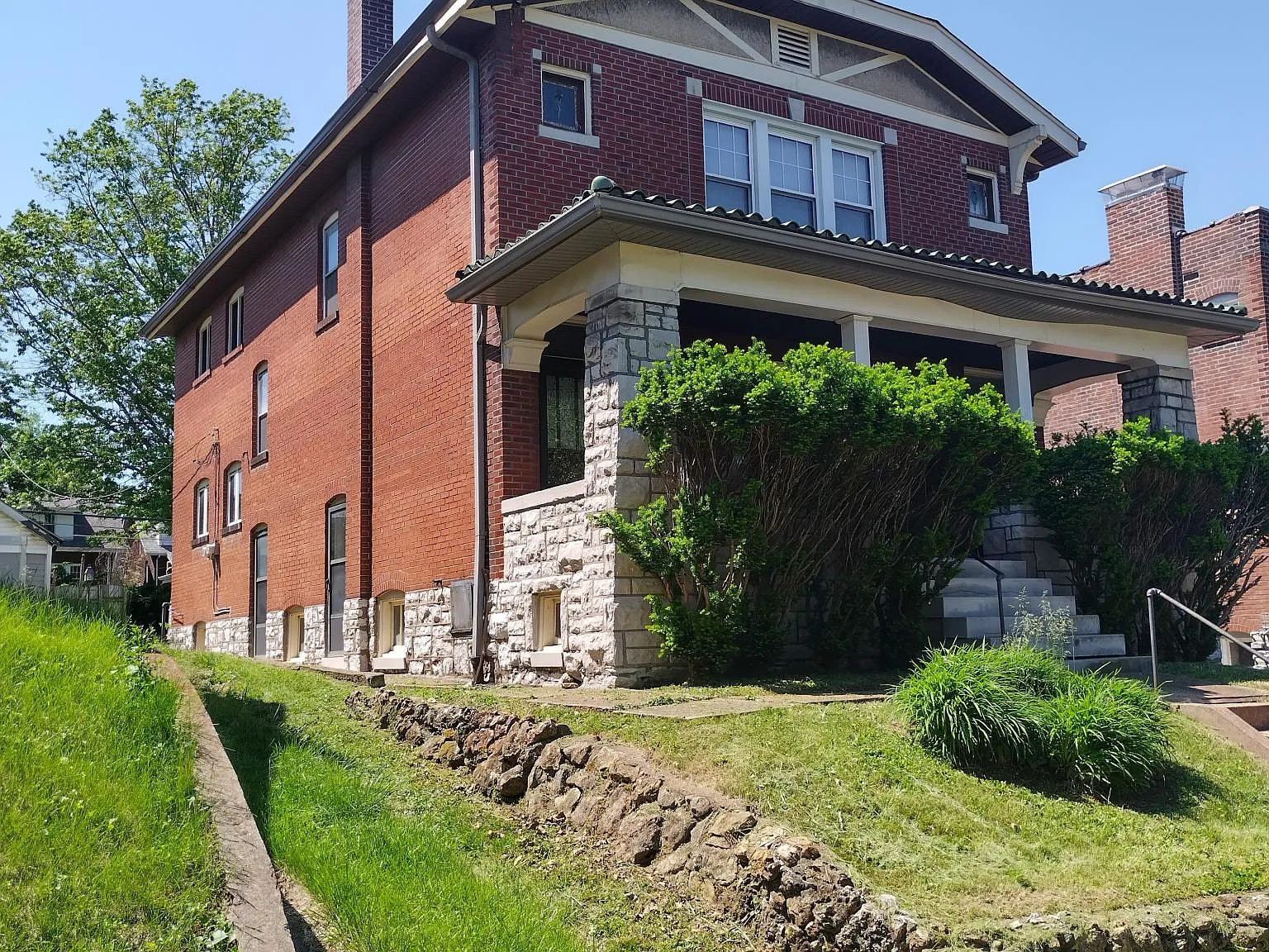 1 bed, 1200 sqft, $1,195 — Photo 1