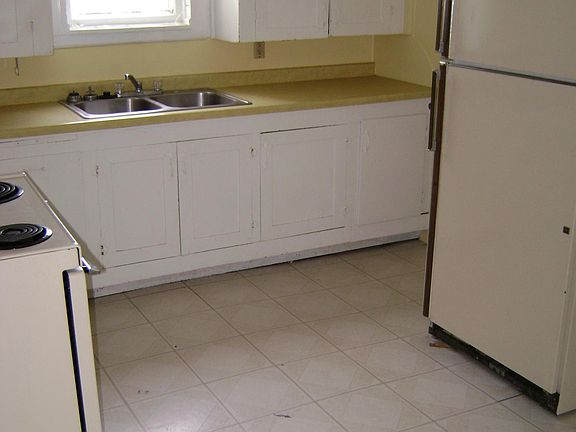 4th image of 436 N 2nd St Unit 1