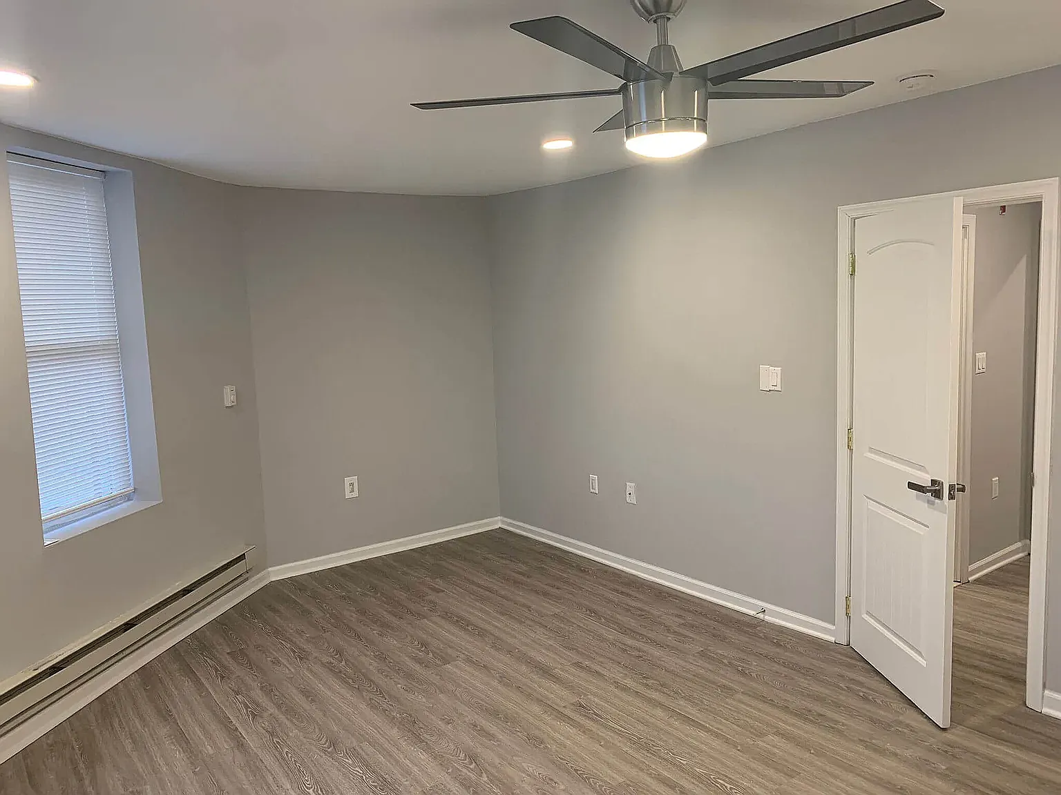 1 bed, 800 sqft, $1,125 — Photo 3