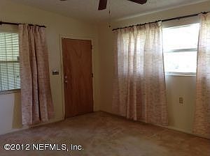 5th image of 1020 Cherbourg Ave E