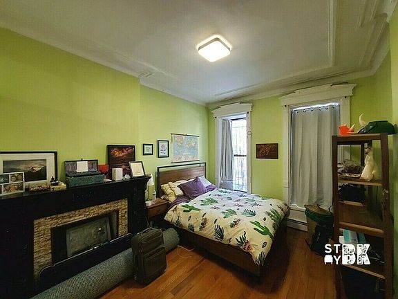 4th image of 278 Halsey St #A2