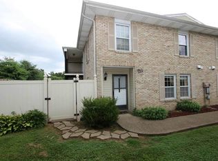 10272 Bourbon St, Newburgh, IN 47630