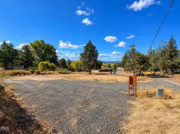 8530 NW 2nd St, Terrebonne, OR 97760