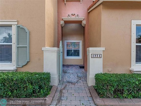 3rd image of 4924 Windward Way #1202