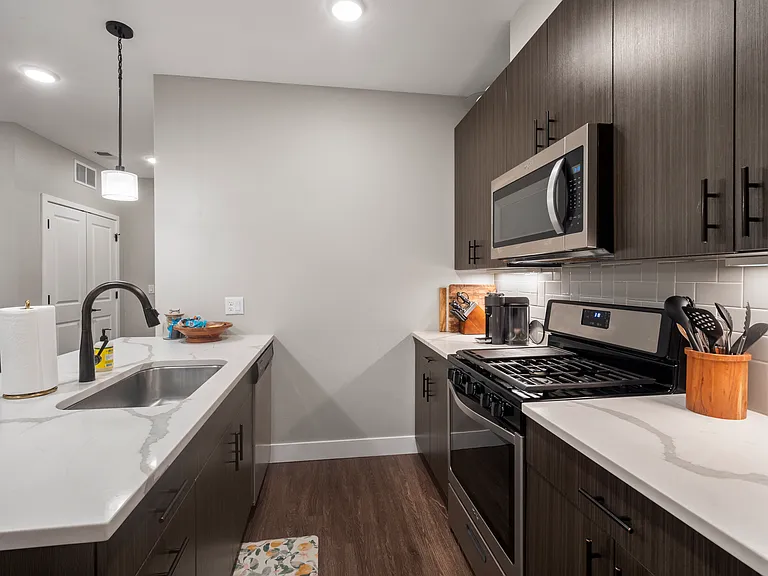 2729 W 28th Ave #311 — Photo 8