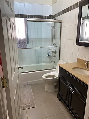 Rented by American Way Real Estate Inc | media 10