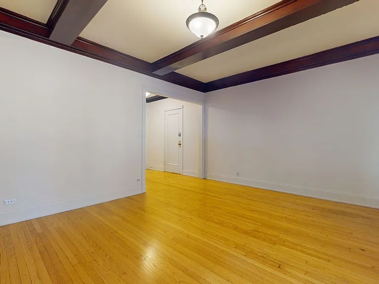 Dining/Living room