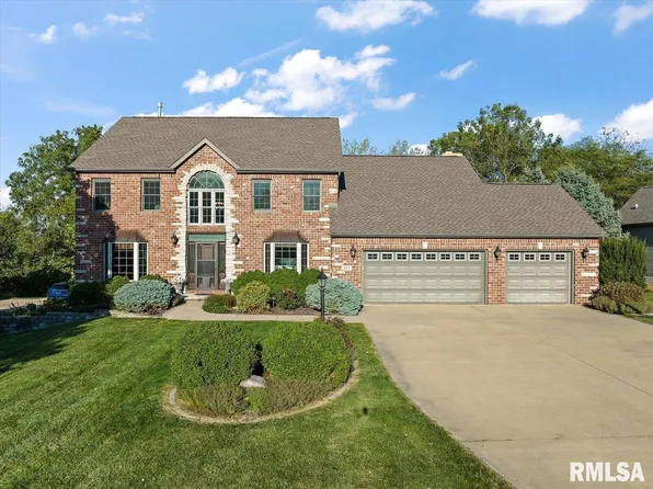 609 Mayfair Ct, Metamora, IL 61548
