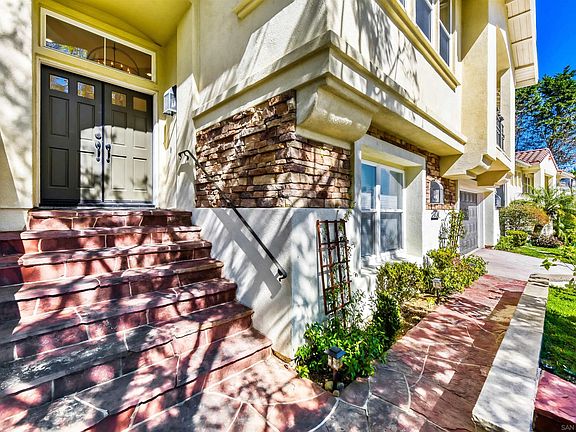 4th image of 2434 Ridgegate Row