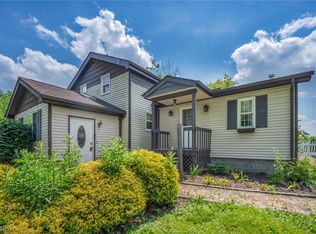 2948 Newton Falls Rd, Newton Falls, OH 44444