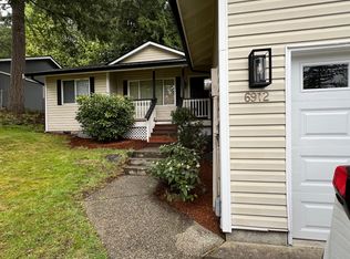6912 E Crestwood Ct, Pt Orchard, WA 98366