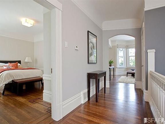 4th image of 1121 Lincoln Way