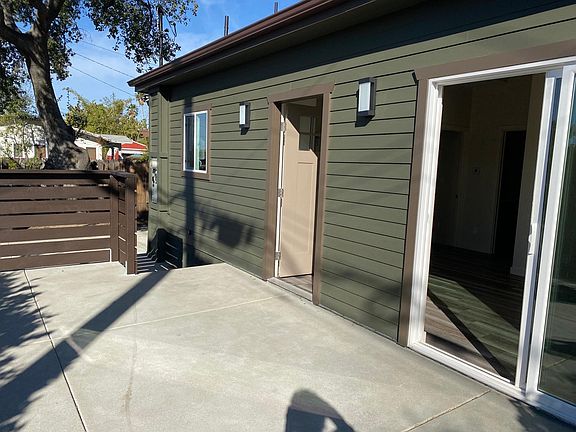 4th image of 324 E Colorado Blvd Unit 1