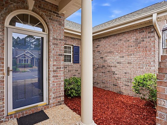 3rd image of 613 Elfin Court