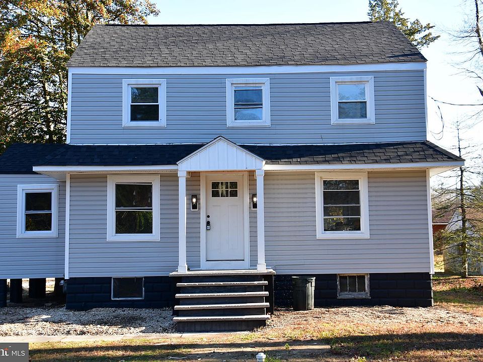 1st image of 613 Hawks Bridge Rd