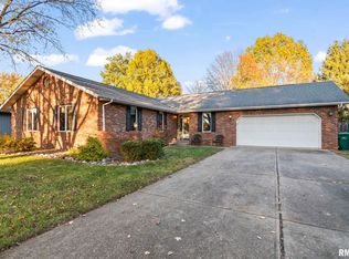 212 Norwalk Rd, Springfield, IL 62704