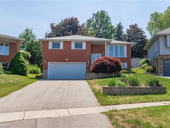 5th image of 66 Hodgins Cres
