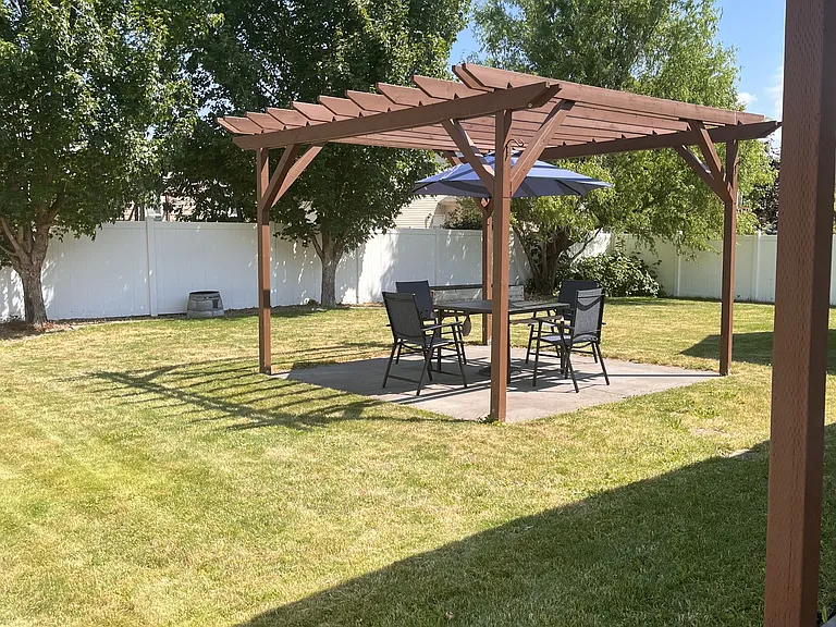 2911 W Cranberry Ave — Photo 23