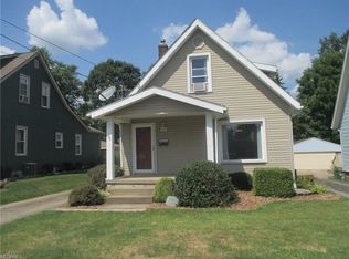 457 Maplewood Ave, Struthers, OH