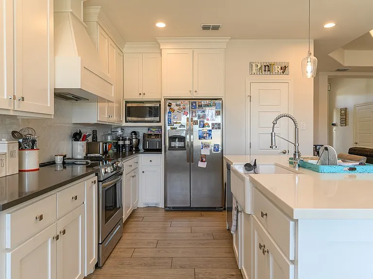5 S Bay Hill Dr — Photo 20