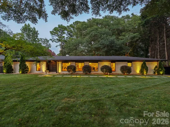 811 Lansdowne Rd, Charlotte, NC 28270
