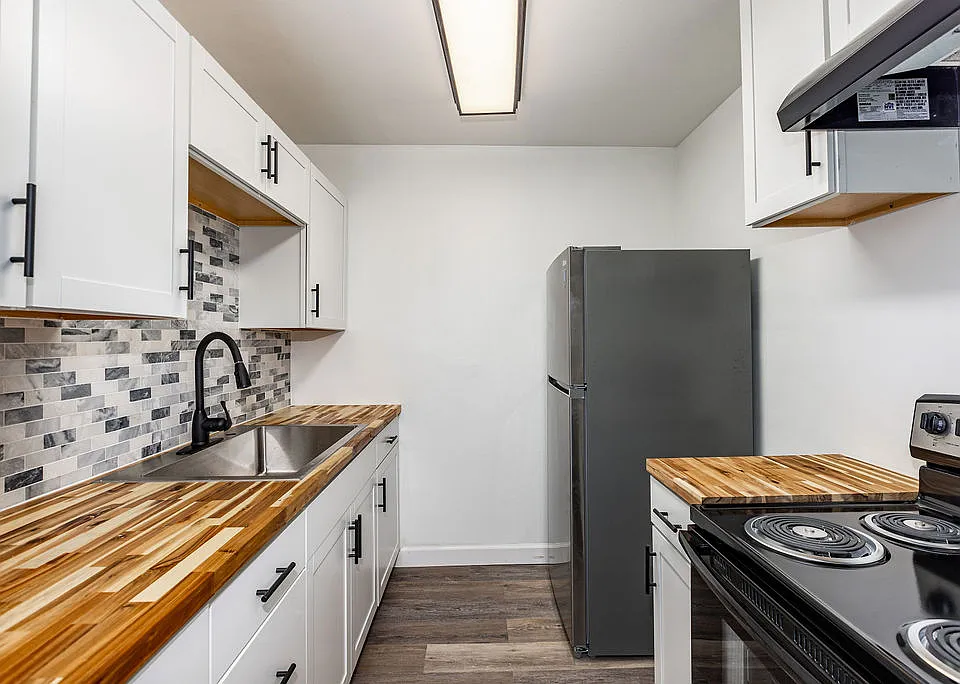 Residence At 249