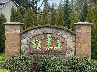 1147 Larae Dr, Cottage Grove, OR 97424