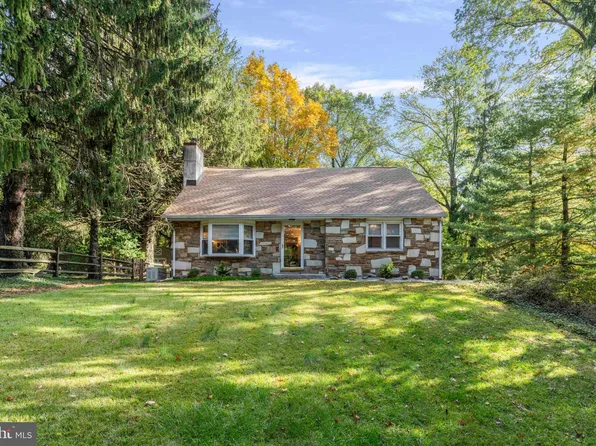 2455 Byberry Rd, Hatboro, PA 19040