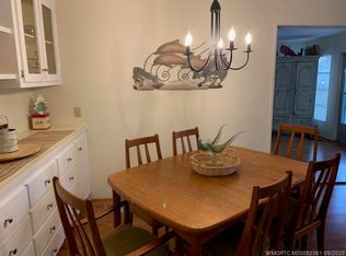 6450 Birch Ln, Lake Worth, FL 33462