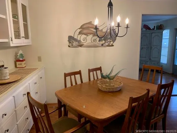 6450 Birch Ln, Lake Worth, FL 33462