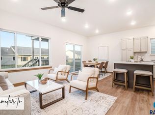 9208 Counsel St, Sioux Falls, SD 57106