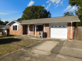 2034 Tomlinson Rd, Pensacola, FL 32526