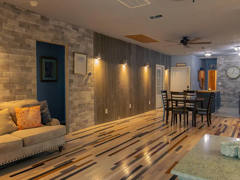 Log Cabin Dr — Photo 7