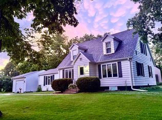 1300 2nd Ave SW, Waverly, IA 50677