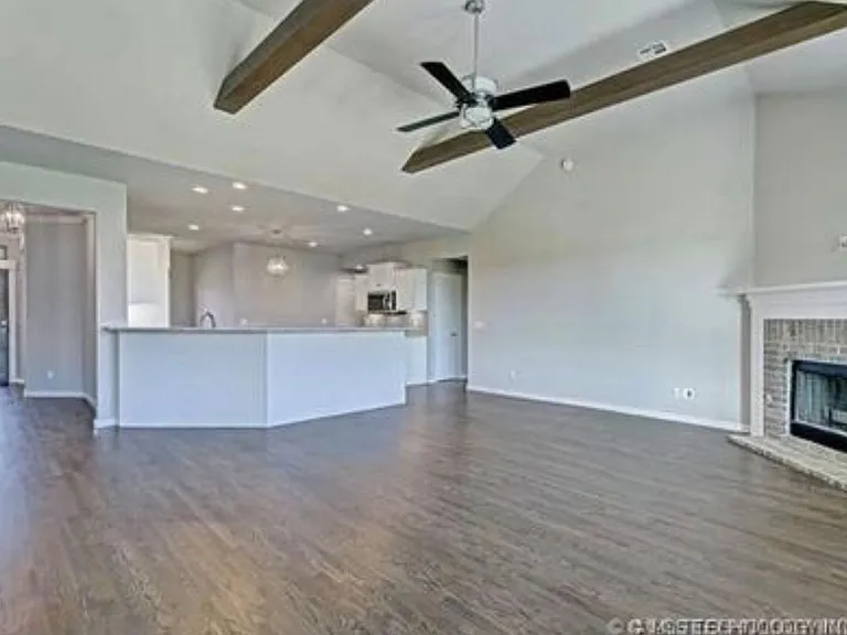 4509 S 177th East Pl — Photo 16