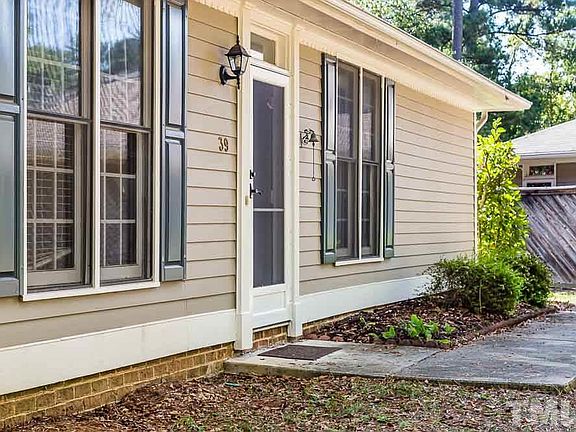 2nd image of 39 Forest Green Dr Unit 39