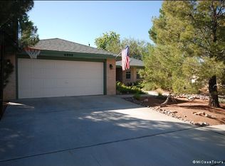 6808 Canyon Run Dr, El Paso, TX 79912