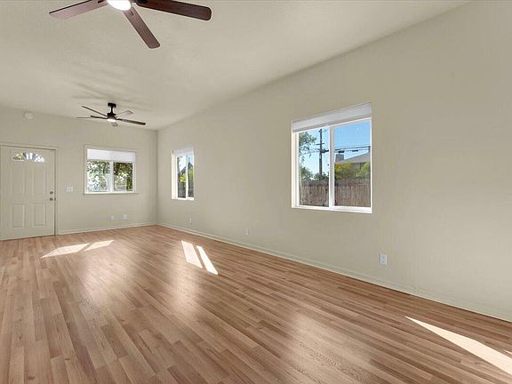 5th image of 1664 Olive Ave