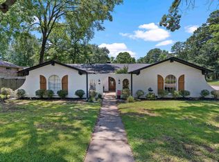 1515 Miami Dr, Longview, TX 75601