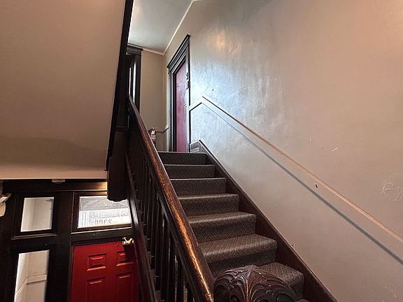 3rd image of 2300 Wilson Ave APT 3