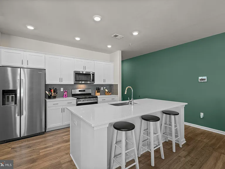 1801 Rankokus Dr — Photo 12