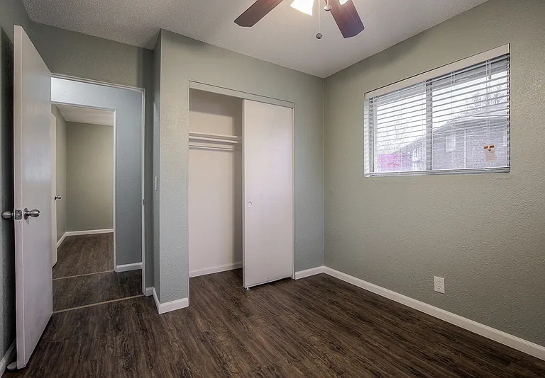 514 NE Corder St #B — Photo 17