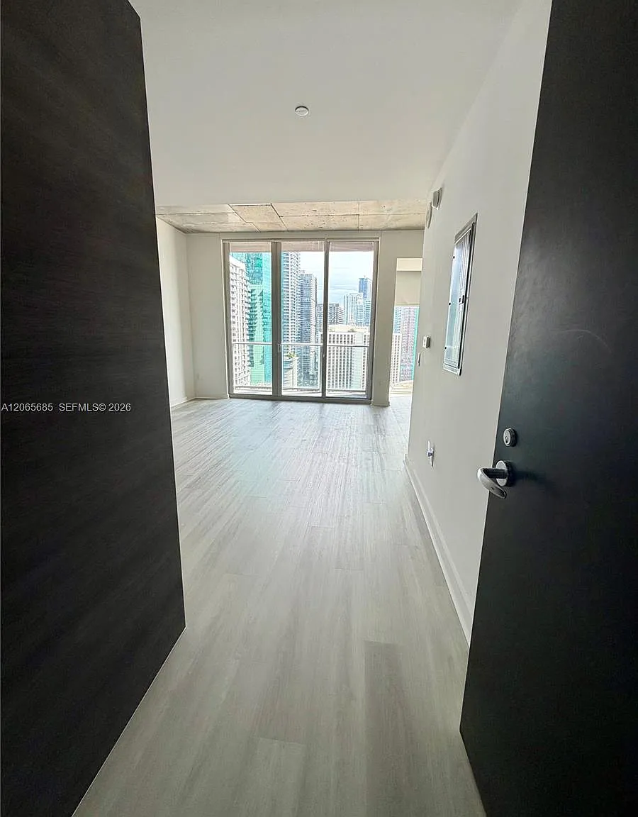 Centro Condo — Photo 1