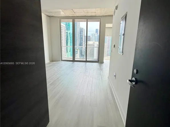 151 SE 1st St, Miami, FL