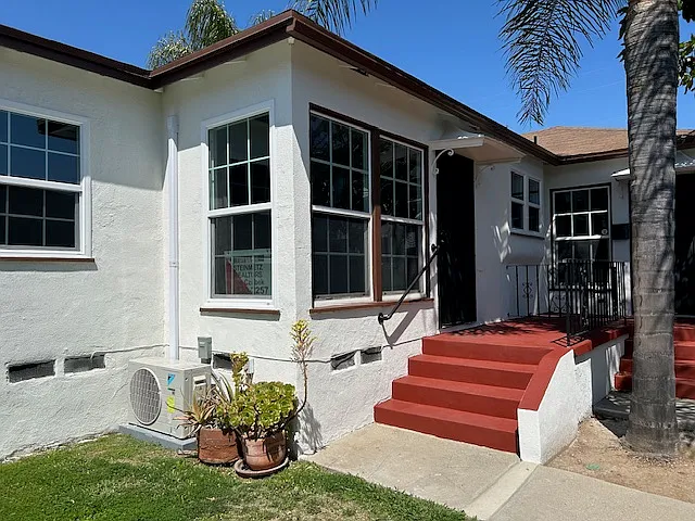 280 S Sadler Ave #2 — Photo 4