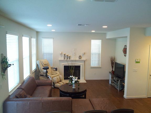 4th image of 7140 Cerro Crest Dr