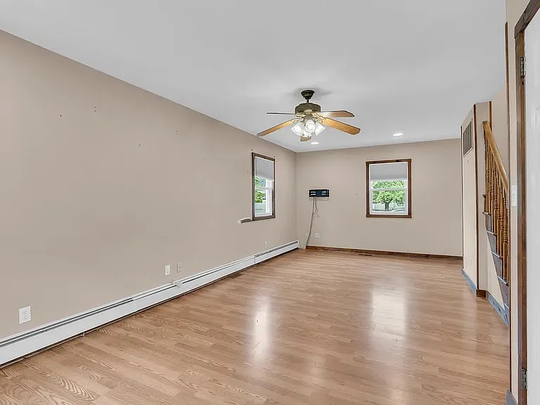 317 Beachwood Blvd — Photo 11