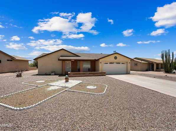 8261 E Fay Ave, Mesa, AZ 85208