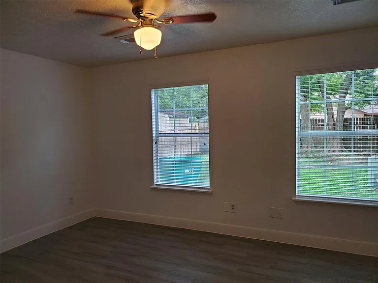 5319 Cherie Crest Ct — Photo 15